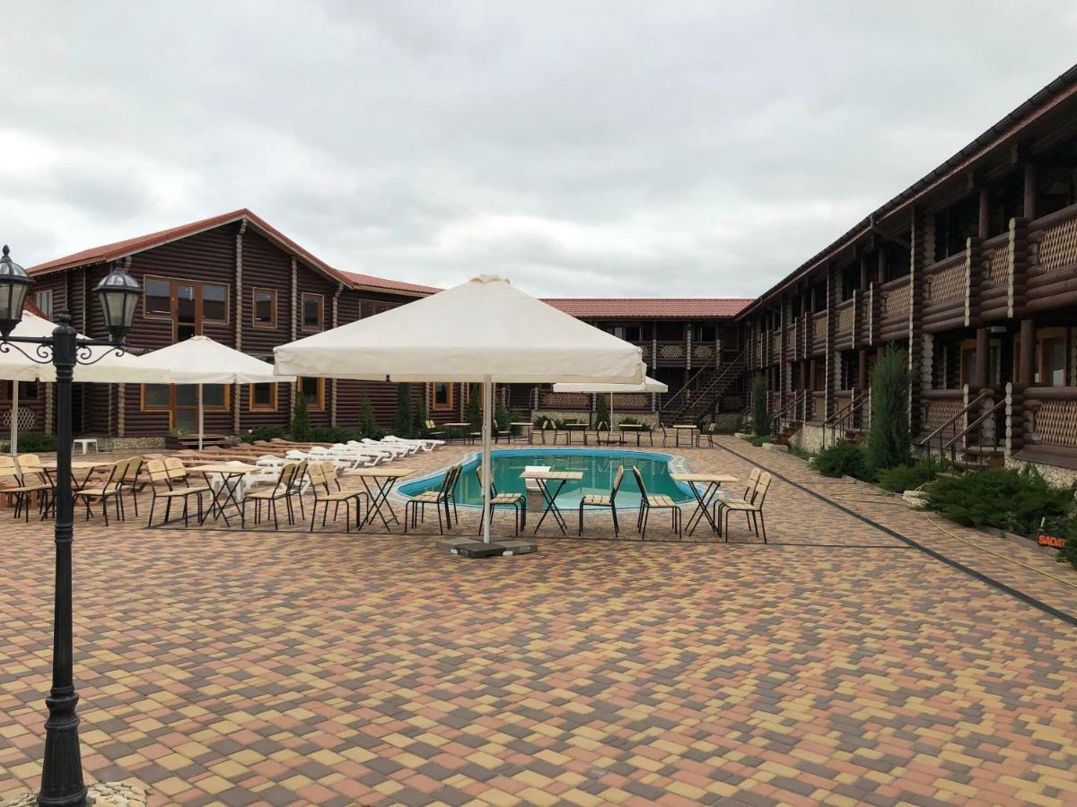 Akvalis Комплекс Для Отдыха Hotel Burlacha Balka Exterior foto
