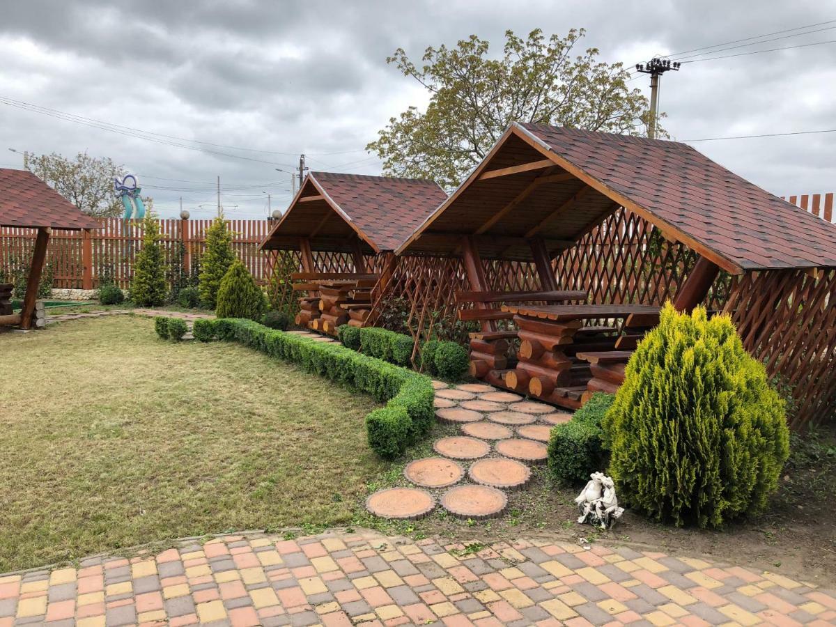 Akvalis Комплекс Для Отдыха Hotel Burlacha Balka Exterior foto